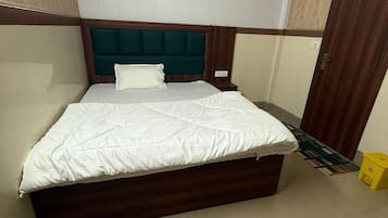 Deluxe Room | Terrace/patio