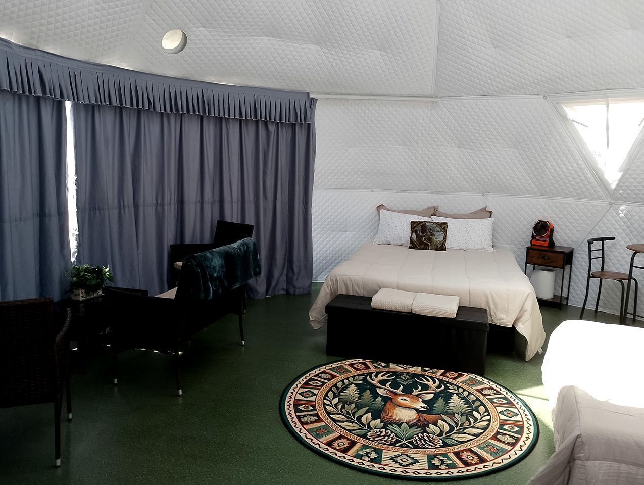 1 chambre, literie fournie