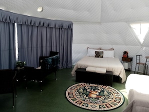 1 habitación y ropa de cama 