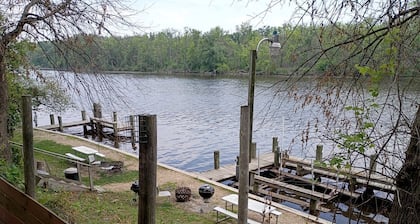 Cozy Riverside Cabin Rental with Fishing Access on Wolf River, Wisconsin