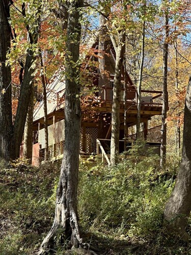 Incredible A-Frame Tree House Overlooking the Raystown Branch Juniata River and Surrounded by Trees for a Peaceful Getaway in Hopewell, Pennsylvania