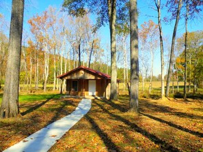 Exterior - Cabin with Jacuzzi Tub for a Creekside Getaway near Guntersville Lake, Alabama (Union Grove)