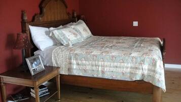 1 bedroom, in-room safe, iron/ironing board, WiFi
