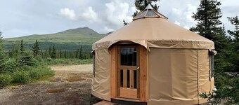 Peaceful Denali Accommodation for Yurt Glamping in Alaska
