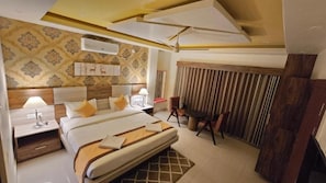 Ảnh chưa phân loại, 2 trong số 10 ảnh, nút