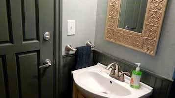 Hair dryer, towels