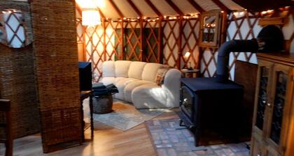 Rustic Romantic Yurt Glamping near Lake Pend Oreille in North Idaho