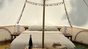 1 chambre, literie fournie