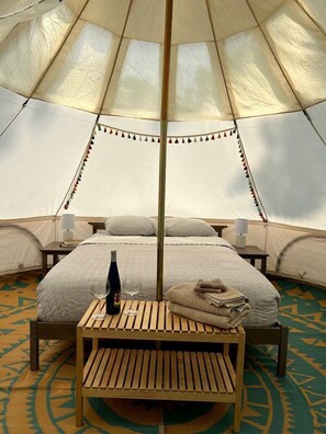 1 chambre, literie fournie