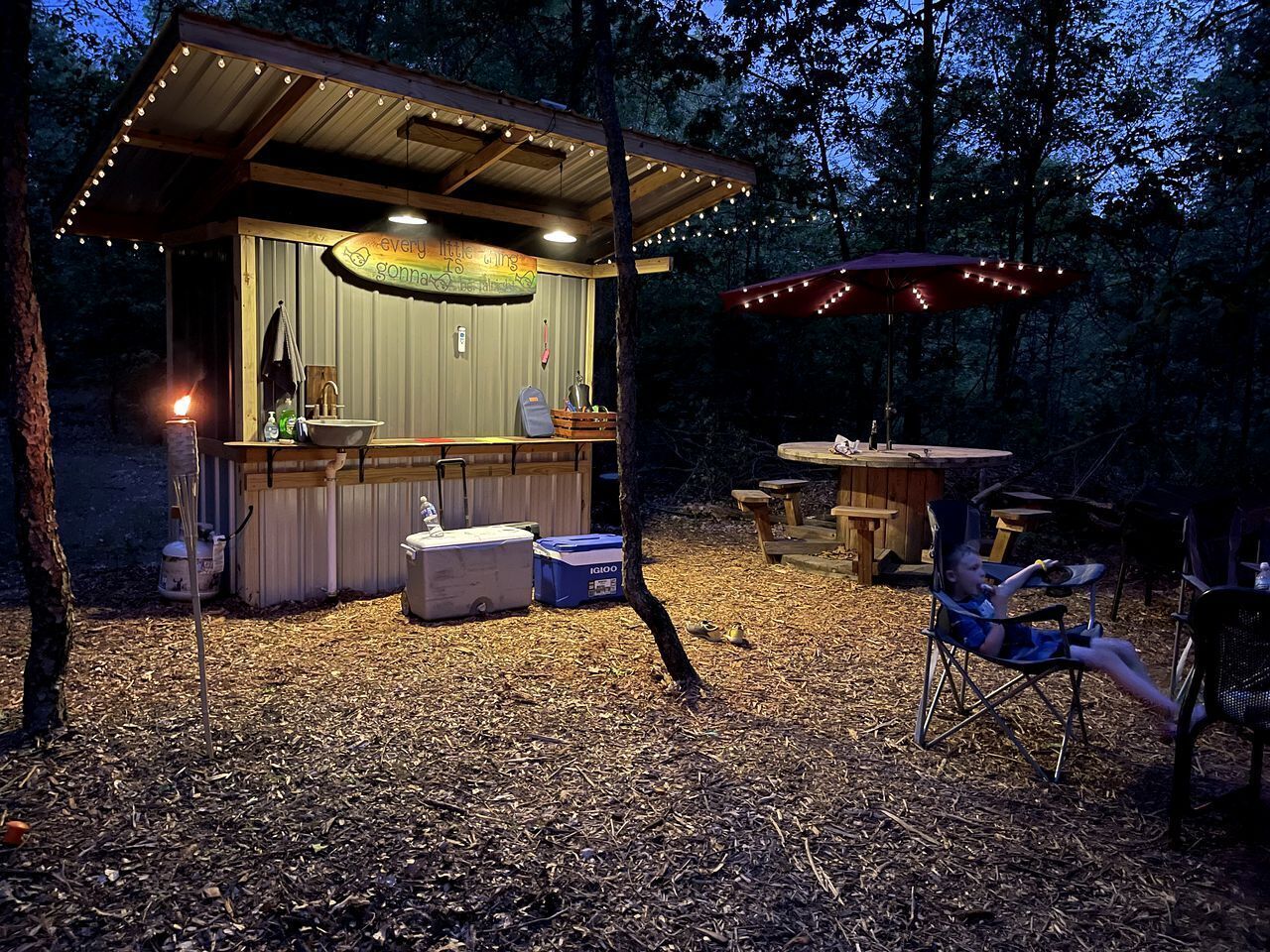 Outdoor dining