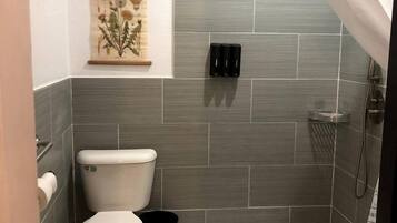 Handdoeken, toiletpapier