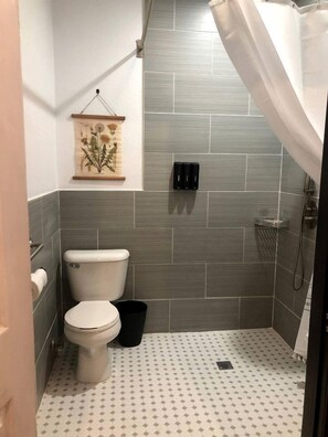 Towels, toilet paper
