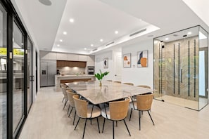 Comfort Villa | Dining room
