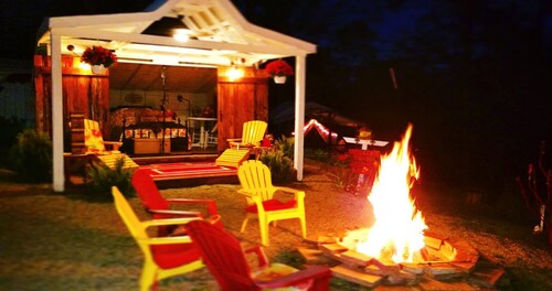 Unique Repurposed Barn near Niles for Glamping in Michigan