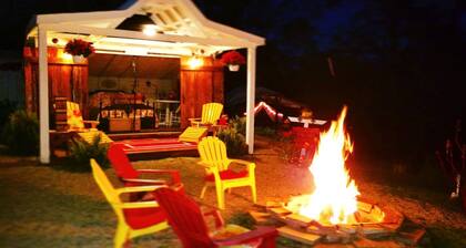 Unique Repurposed Barn near Niles for Glamping in Michigan
