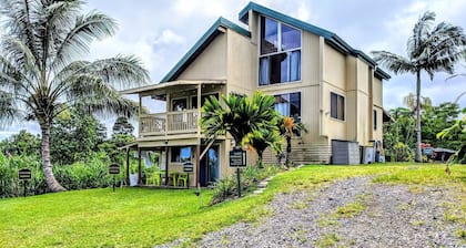 Ocean View King Rental near Akaka Falls, Hawaii