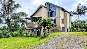 Exterior - Ocean View King Rental near Akaka Falls, Hawaii (Pepeekeo)