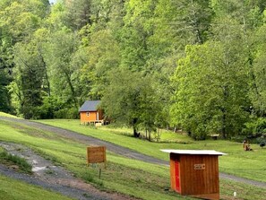 Miscellaneous - Cozy Tiny Cabin by the Creek for a Unique Pet-Friendly Getaway in Hillsville, Virginia (Hillsville)