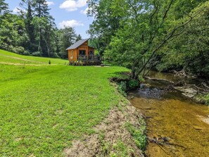 Exterior - Cozy Tiny Cabin by the Creek for a Unique Pet-Friendly Getaway in Hillsville, Virginia (Hillsville)
