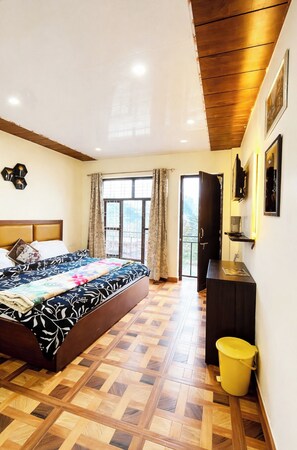 Family Double Room | View from room - Hotel Kaafal Homestay Mussoorie (Mussoorie)