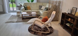 Unclassified image, 4 of 15, button - Vrbo Property (Geltorf)