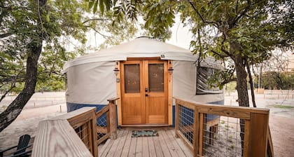 Enchanting Glamping Yurt with Access to the Tranquil Medina River in Bandera, Texas