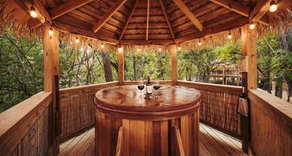 Enchanting Glamping Yurt with Access to the Tranquil Medina River in Bandera, Texas