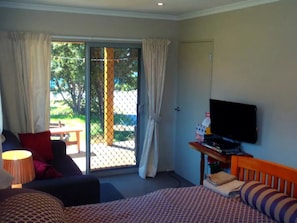 1 bedroom, in-room safe, WiFi, bed sheets