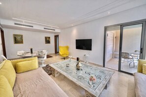 Living area - Casa Palma appartement avec jardin privé La Marsa (Sidi Daoud)