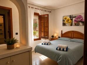 2 bedrooms, iron/ironing board, Internet, bed sheets - Ground Floor in Playa Flamenca with Pool (Alicante)