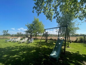 Children’s area - Country house 10 minutes from the sea (by car) (Trégomeur)