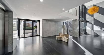 Charming 2BR Apartment Near Canberra’s Attractions