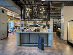 Dining - Moxy Shanghai Hongqiao Necc (Shanghai)