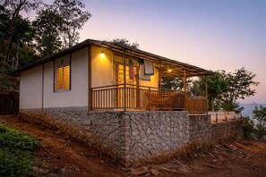 Exterior - Vayati Villa (Pasure)