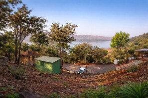 Unclassified image, 5 of 14, button - Vayati Villa (Pasure)