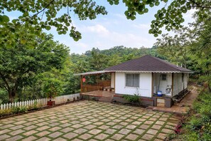 Exterior - Vayati Villa (Pasure)