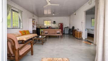 Premium Villa, Patio, Lake View | Living area