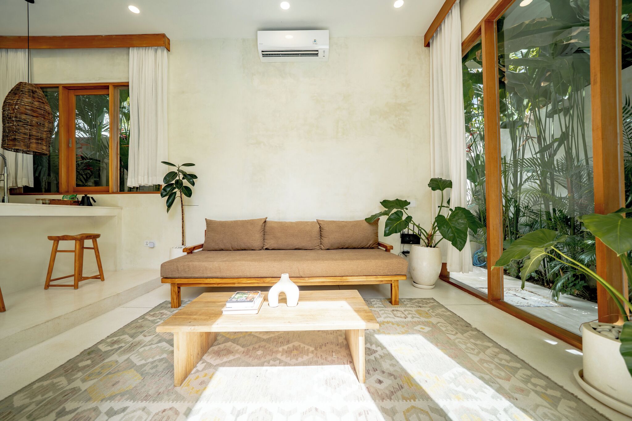 Vila Mewah, 1 kamar tidur, patio, pemandangan kolam renang | Ruang keluarga