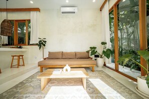 Vila Mewah, 1 kamar tidur, patio, pemandangan kolam renang | Ruang keluarga