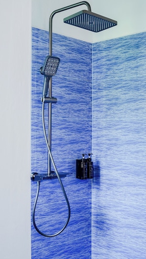 ห้องดีลักซ์ดับเบิล | ห้องน้ำ