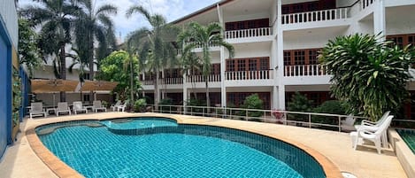 Piscine extérieure