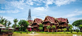 Flame Resort And Bistro Phnom Penh