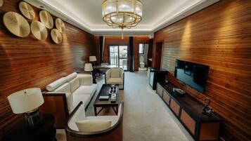 Premium Suite, Balcony, Resort View | Living area