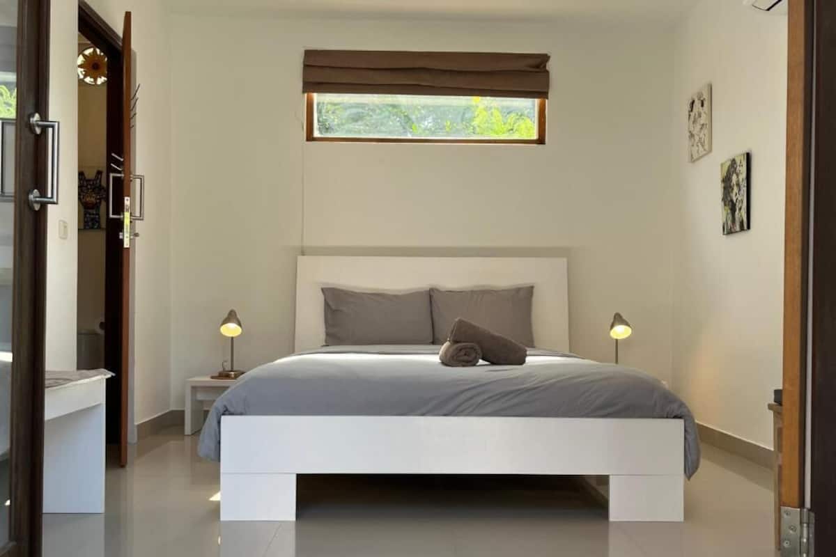 Standard Double Room, Garden View