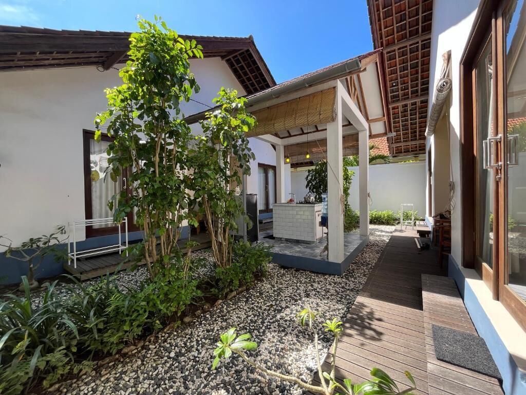 Standard Double Room, Garden View | Terrace/patio