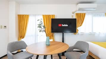 Apartment, 2 Double Beds, Balcony, City View