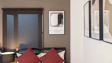 Apartment, Non Smoking, Private Bathroom | Interior