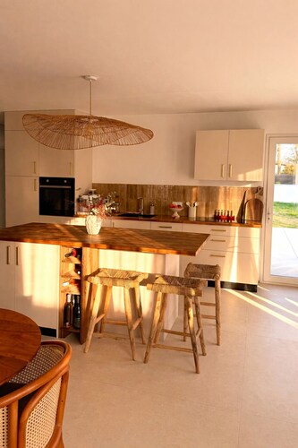 Spacious house close to Landes beaches.  Pets welcome!