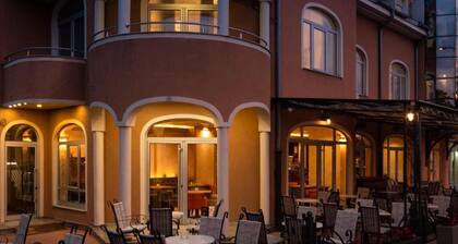 Vila Royal Crown