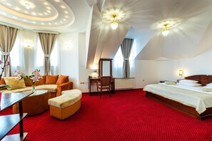 View from property - Garni Hotel Royal Crown (Subotica)